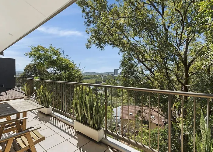 Unit 8 24 Panorama Drive